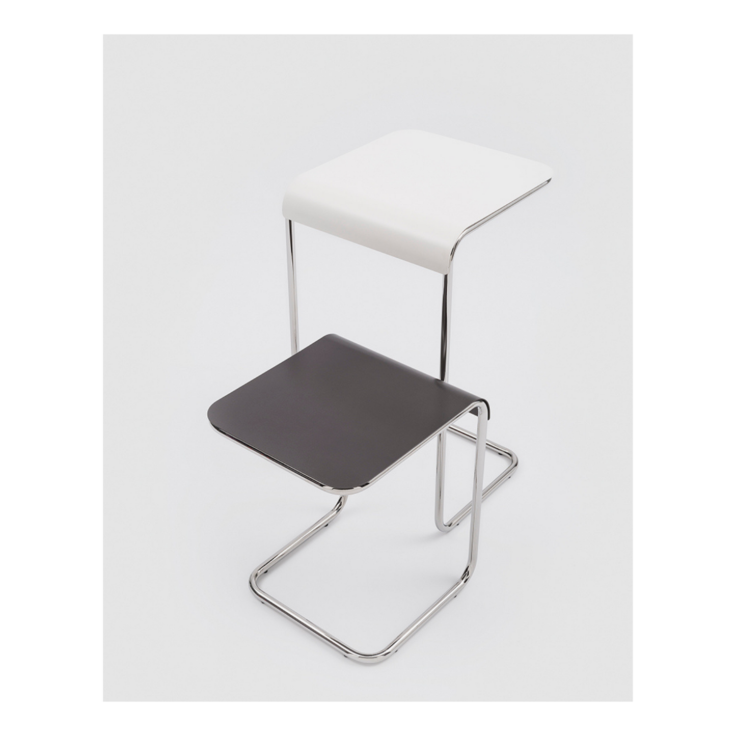 Mesa auxiliar Farallon Side Table 45cm de Altura by Yves Béhar - Danese Milano