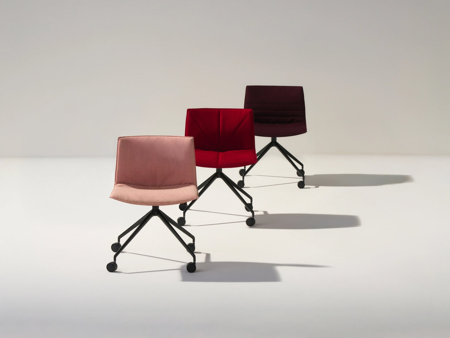 Catifa (Re) 53 - Design by  Lievore Altherr Molina