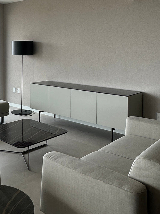 Aparador Bloom Gres/Lacado 4 Puertas