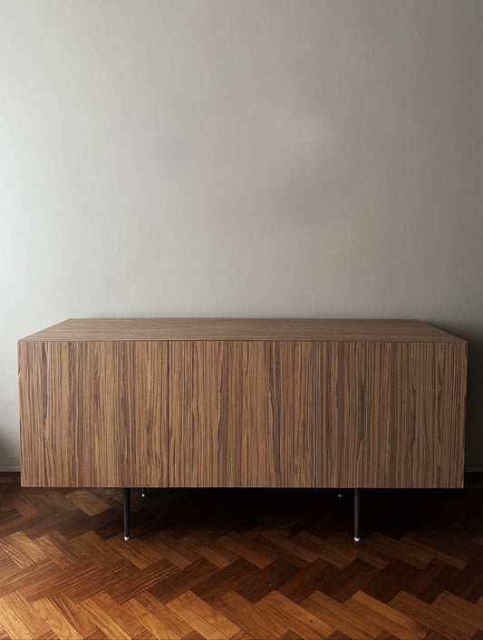 Aparador Bloom Enchapado Madera 3 Puertas