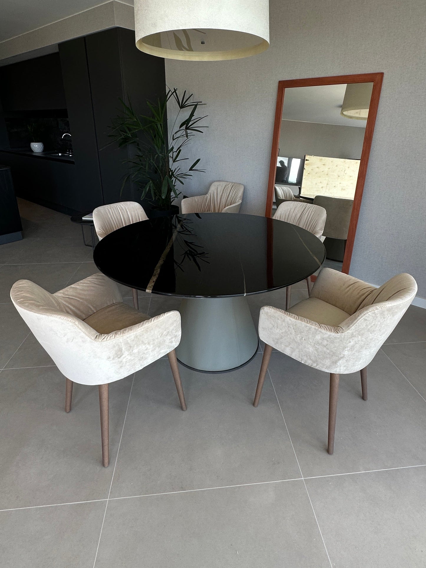 Mesa de Comedor Solara Diámetro 1,30 m